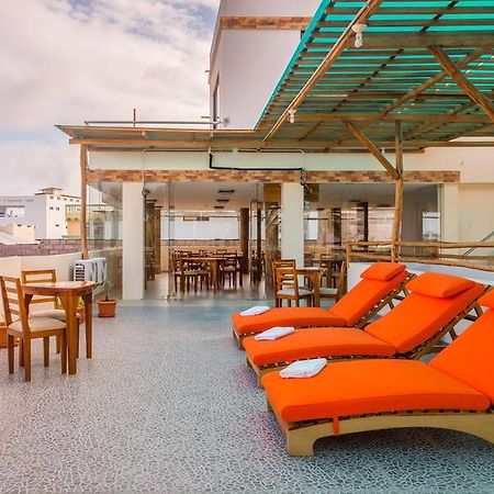 Hotel Flamingo Puerto Ayora  Zewnętrze zdjęcie